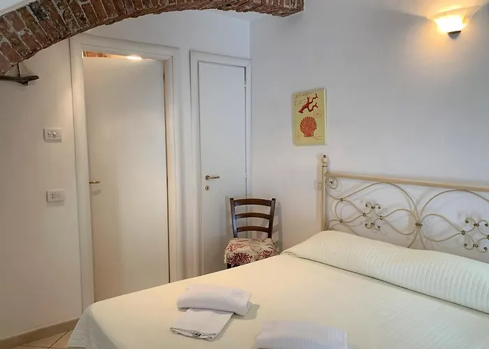 Sentiero N1 ليفانتو